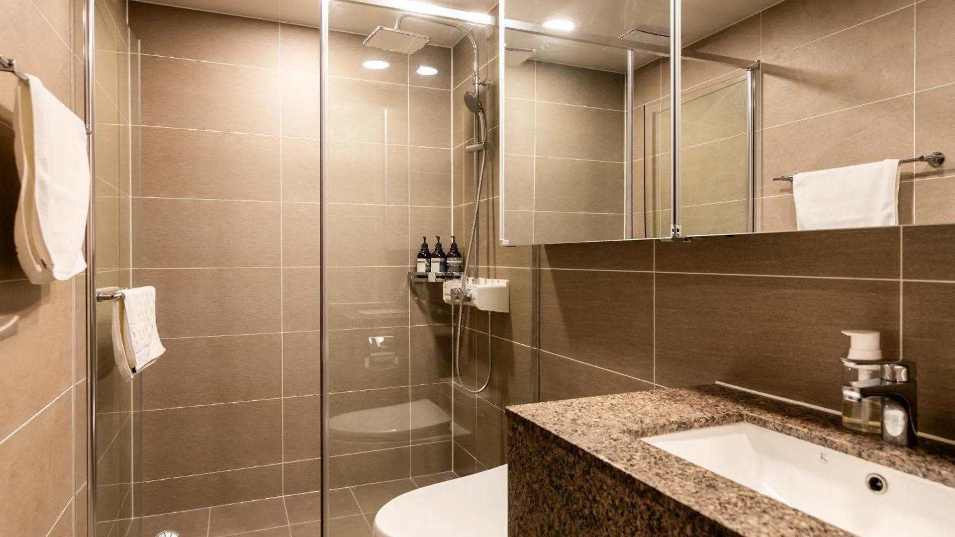 Hera Haeundae Beach Premium Ocean View # Sea View Busan Apartment